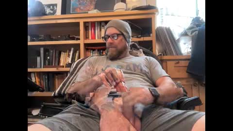 Snapshot of martinstolcris chatting on December 2024 07:18:02 PM martinstolcris online show from December 2024 07:18:02 PM