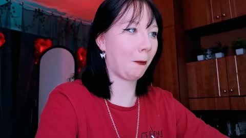 Snapshot of marty_bree chatting on February 2026 02:18:01 PM Nancy online show from February 2026 02:18:01 PM