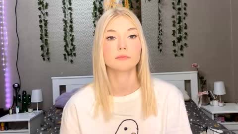 Snapshot of marvawillinghurst chatting on January 2026 09:01:02 AM Lisa online show from January 2026 09:01:02 AM