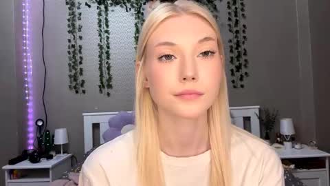 Snapshot of marvawillinghurst chatting on January 2026 03:27:01 PM Lisa online show from January 2026 03:27:01 PM