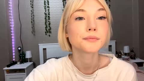 Snapshot of marvawillinghurst chatting on February 2026 02:10:01 PM Lisa online show from February 2026 02:10:01 PM