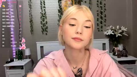 Snapshot of marvawillinghurst chatting on February 2026 12:14:02 PM Lisa online show from February 2026 12:14:02 PM