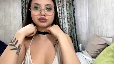 Snapshot of marvismusolino chatting on February 2026 06:26:01 AM Mia online show from February 2026 06:26:01 AM