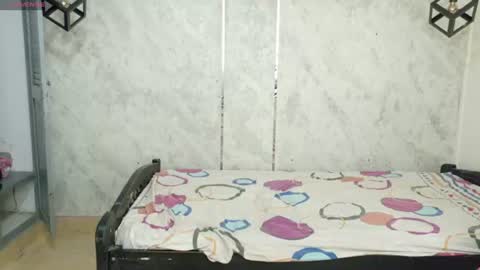 mary_0_ online show from July 2026 01:14:02 PM