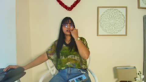 Snapshot of mary_cute9 chatting on April 2026 12:21:01 PM mary_cute9 online show from April 2026 12:21:01 PM