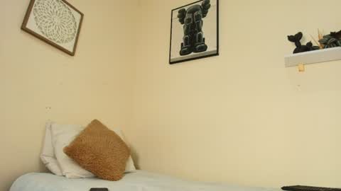 mary_cute9 online show from June 2026 12:09:02 PM