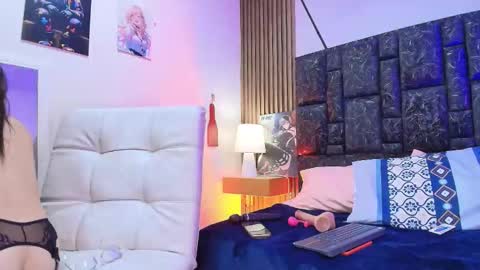 mary_luckaysha online show from June 2026 12:32:02 AM