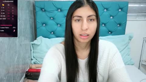 Snapshot of mary_mood_ chatting on December 2024 11:01:01 AM Mary Moon online show from December 2024 11:01:01 AM