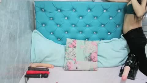 Snapshot of mary_mood_ chatting on February 2025 01:44:01 PM Mary Moon online show from February 2025 01:44:01 PM