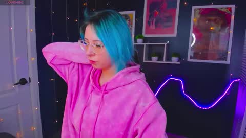 Snapshot of mary_radiant chatting on January 2026 02:04:01 AM Mary online show from January 2026 02:04:01 AM