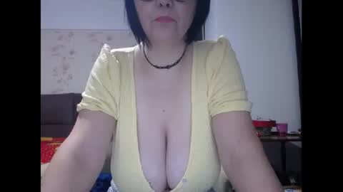 Mary online show from December 2025 03:47:02 AM