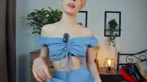 Mara online show from July 2026 08:14:01 PM