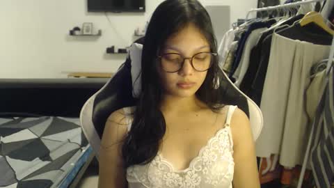 Snapshot of maryan04 chatting on February 2026 06:22:01 AM Natalia online show from February 2026 06:22:01 AM