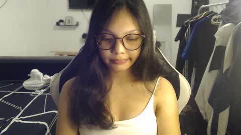 Snapshot of maryan04 chatting on February 2026 07:34:02 AM Natalia online show from February 2026 07:34:02 AM