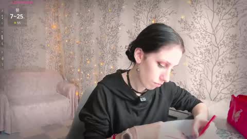 Mary Lou online show from May 2026 07:37:01 AM