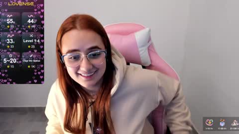 Dulce Maria online show from December 2024 07:29:02 AM