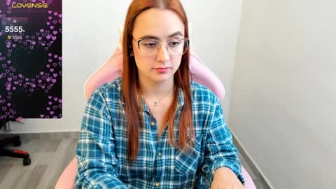 Dulce Maria online show from January 2025 09:14:02 PM