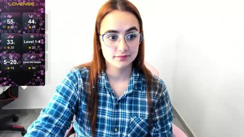 Dulce Maria online show from February 2025 01:38:01 AM