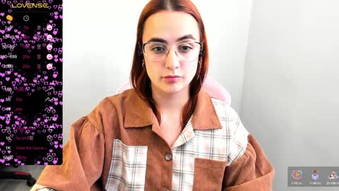 Dulce Maria online show from February 2025 10:53:02 PM