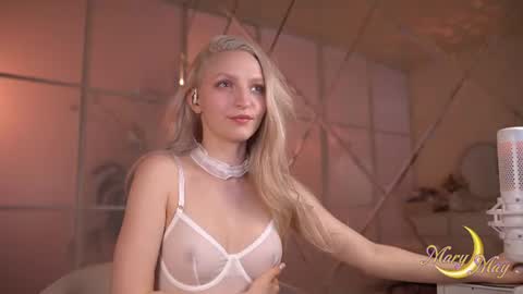 Snapshot of marylunamay chatting on June 2026 04:12:01 AM Mary online show from June 2026 04:12:01 AM
