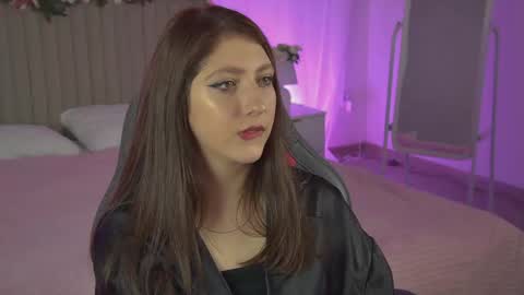 Snapshot of marymillerr chatting on October 2025 10:03:02 AM Mary Miller online show from October 2025 10:03:02 AM