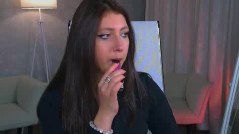 Snapshot of marymillerr chatting on October 2025 10:00:02 AM Mary Miller online show from October 2025 10:00:02 AM