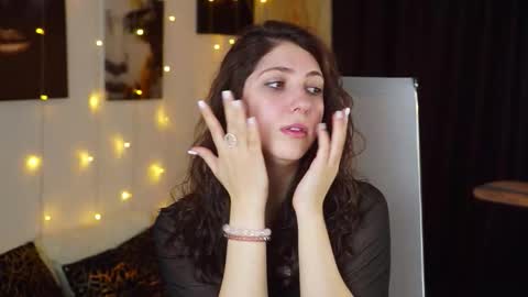 Snapshot of marymillerr chatting on November 2025 09:55:02 AM Mary Miller online show from November 2025 09:55:02 AM