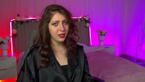 Snapshot of marymillerr chatting on November 2025 12:52:01 PM Mary Miller online show from November 2025 12:52:01 PM