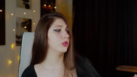 Snapshot of marymillerr chatting on December 2025 09:36:01 AM Mary Miller online show from December 2025 09:36:01 AM