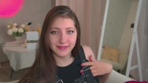 Snapshot of marymillerr chatting on January 2026 06:49:01 AM Mary Miller online show from January 2026 06:49:01 AM