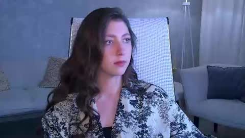 Mary Miller online show from June 2026 07:17:02 AM