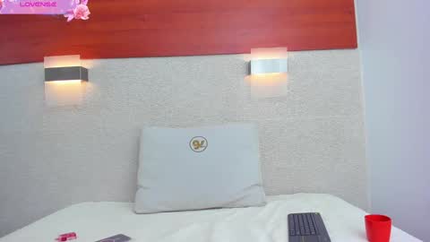 Snapshot of maryy_campbell chatting on January 2025 12:56:01 PM maryy campbell online show from January 2025 12:56:01 PM