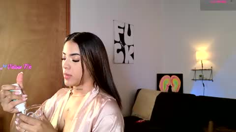 maryybellax online show from June 2026 12:41:02 AM