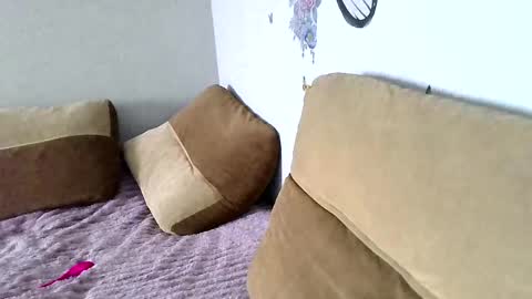 maryyemm online show from January 2025 09:24:02 AM