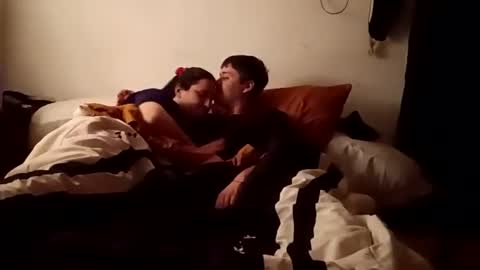 Mary y joni online show from April 2026 02:51:02 AM