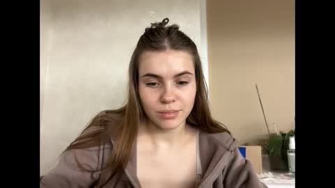 Snapshot of maryyourr chatting on December 2025 09:11:01 PM MaryYourr online show from December 2025 09:11:01 PM