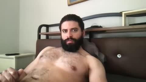 Snapshot of mascbeef95 chatting on January 2026 05:15:02 PM mascbeef95 online show from January 2026 05:15:02 PM