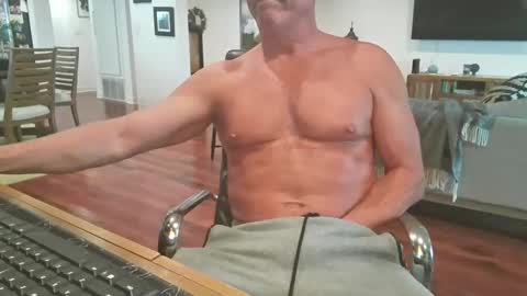 mascmuscle49 online show from December 2024 07:14:01 PM