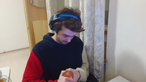 Snapshot of mash_potatoes_are_good chatting on December 2024 02:31:02 AM mash_potatoes_are_good online show from December 2024 02:31:02 AM