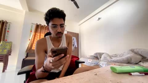 Mask Boy online show from January 2025 04:02:02 AM