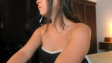 Scarlet  online show from July 2026 07:16:02 PM