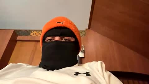 Snapshot of maskedman231 chatting on December 2024 03:23:01 PM MaskedMan online show from December 2024 03:23:01 PM