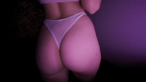 maskedseductress724 online show from July 2026 08:55:01 PM
