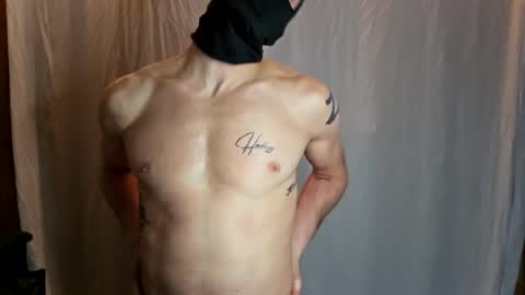 Snapshot of maskedyogaman chatting on February 2026 04:00:02 AM maskedyogaman online show from February 2026 04:00:02 AM