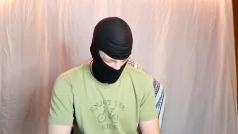 Snapshot of maskedyogaman chatting on February 2026 03:02:02 AM maskedyogaman online show from February 2026 03:02:02 AM