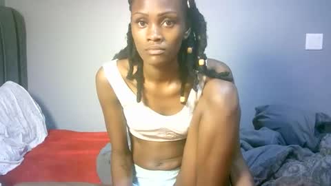 Snapshot of maskgang001 chatting on September 2025 02:48:02 AM maskgang001 online show from September 2025 02:48:02 AM