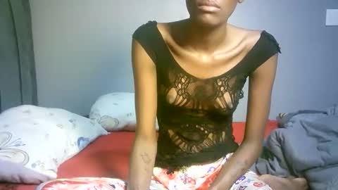 Snapshot of maskgang001 chatting on November 2025 02:10:02 AM maskgang001 online show from November 2025 02:10:02 AM