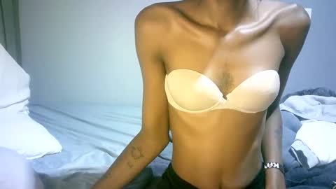 Snapshot of maskgang001 chatting on November 2025 04:01:02 AM maskgang001 online show from November 2025 04:01:02 AM