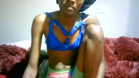 Snapshot of maskgang001 chatting on December 2025 02:28:01 AM maskgang001 online show from December 2025 02:28:01 AM