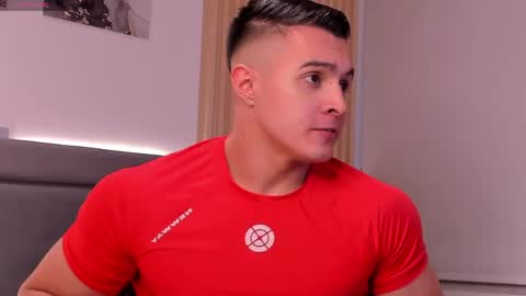 Mason Bennet online show from May 2026 10:07:01 PM